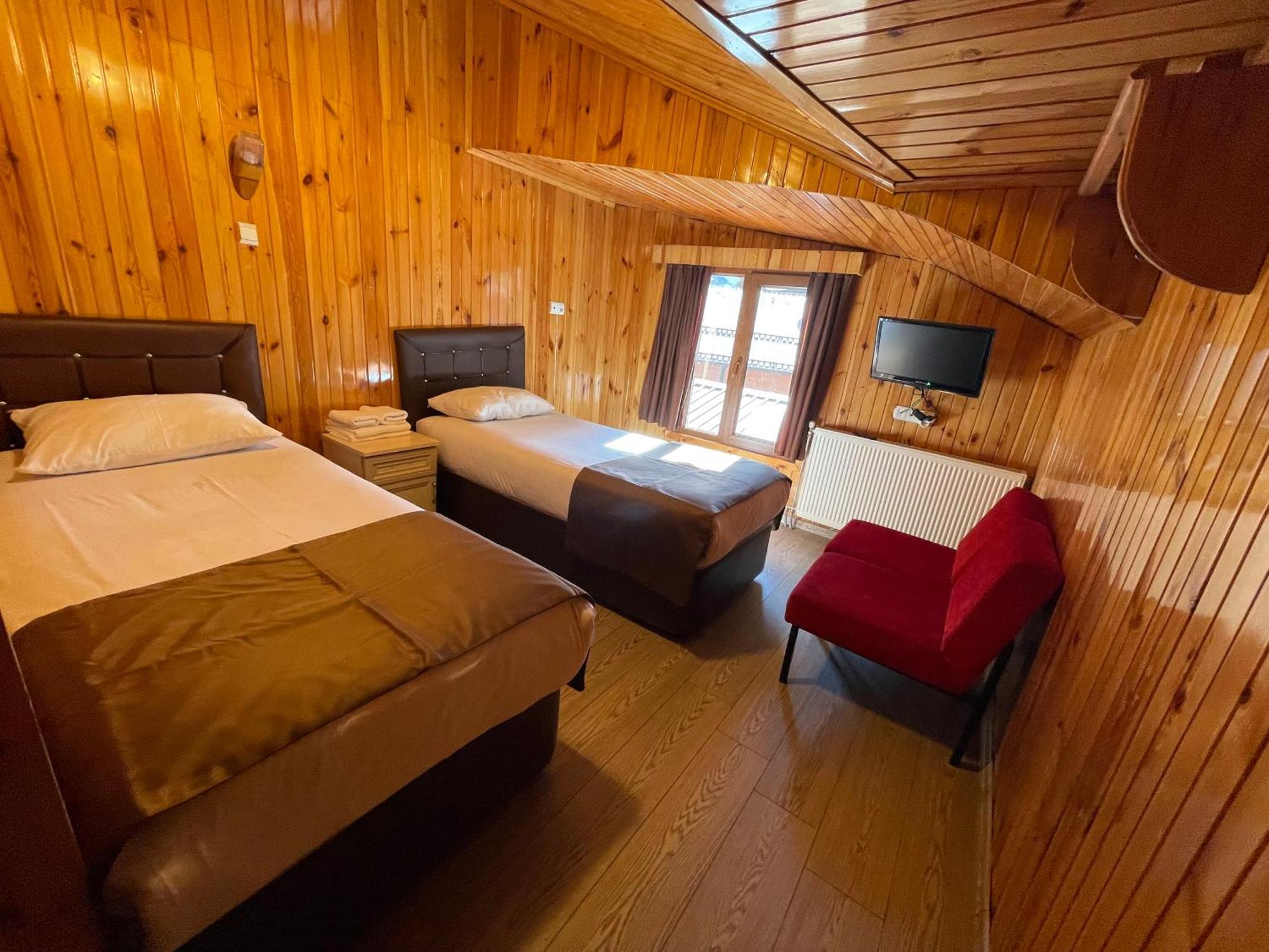 Ozkan Otel Uzungöl Kültér fotó