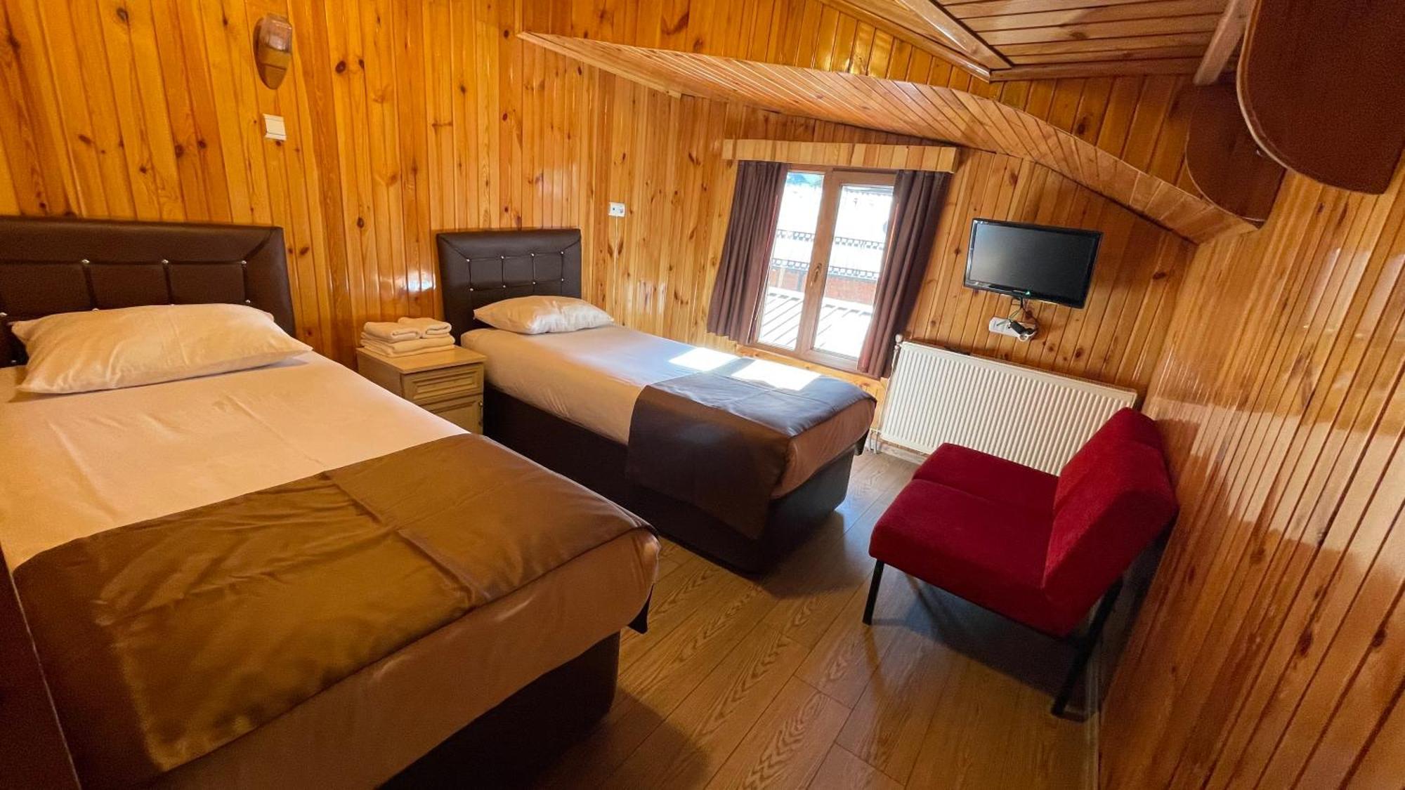 Ozkan Otel Uzungöl Kültér fotó