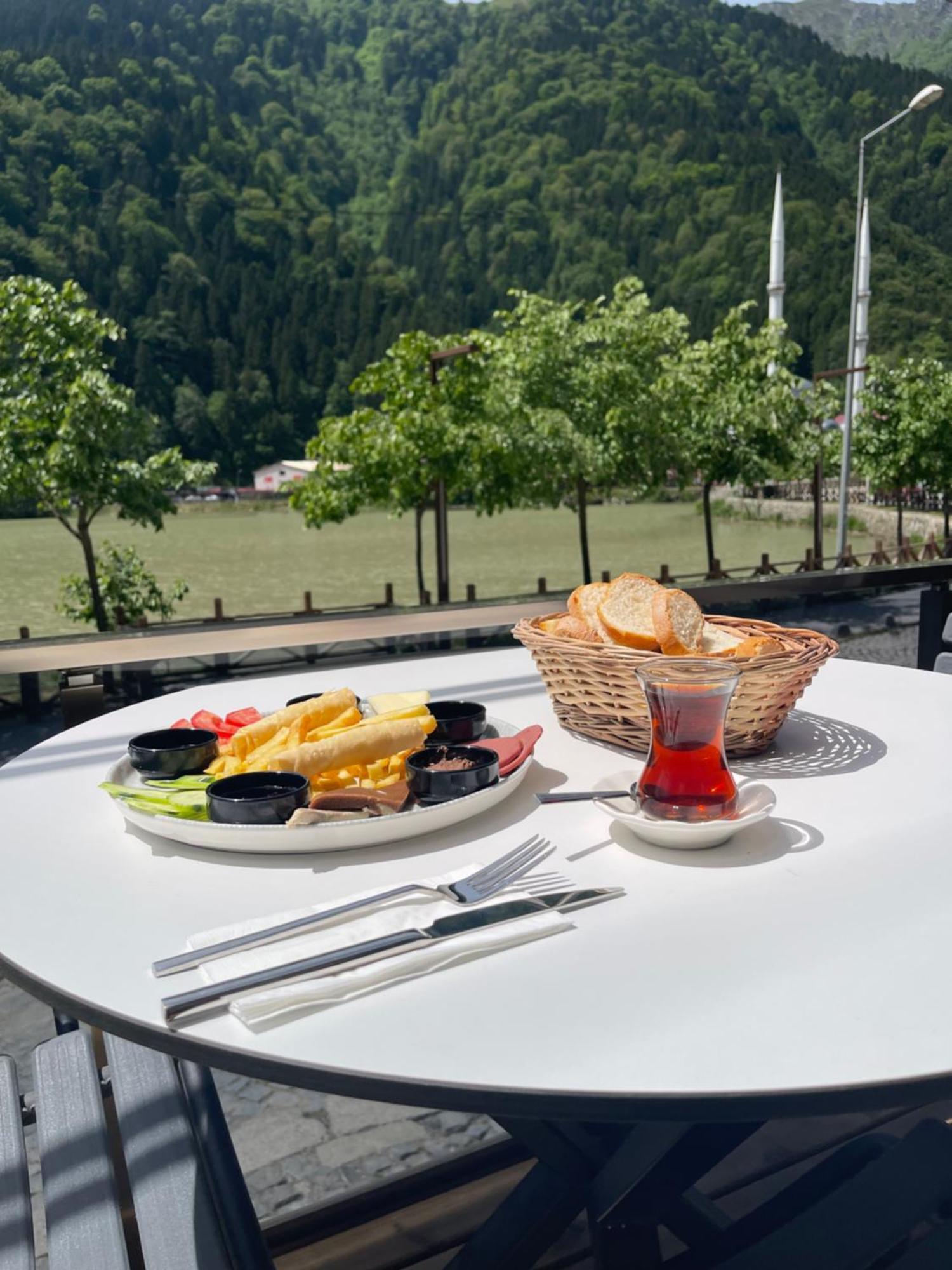 Ozkan Otel Uzungöl Kültér fotó